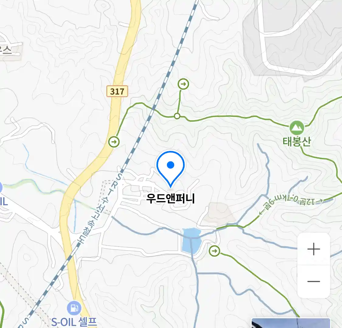 우드앤퍼니 위치